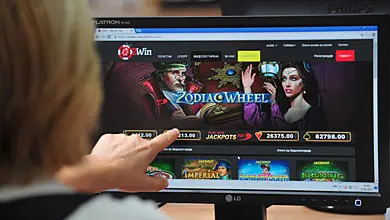 Државата лани заработи речиси милион евра од обложување преку интернет